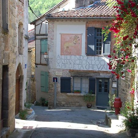 Auberge Lion D'Or Saint-Antonin-Noble-Val Exterior photo