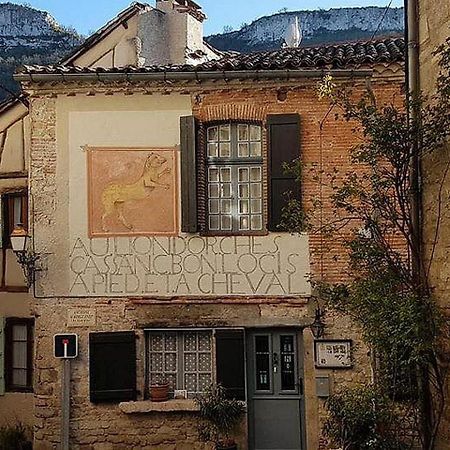 Auberge Lion D'Or Saint-Antonin-Noble-Val Exterior photo