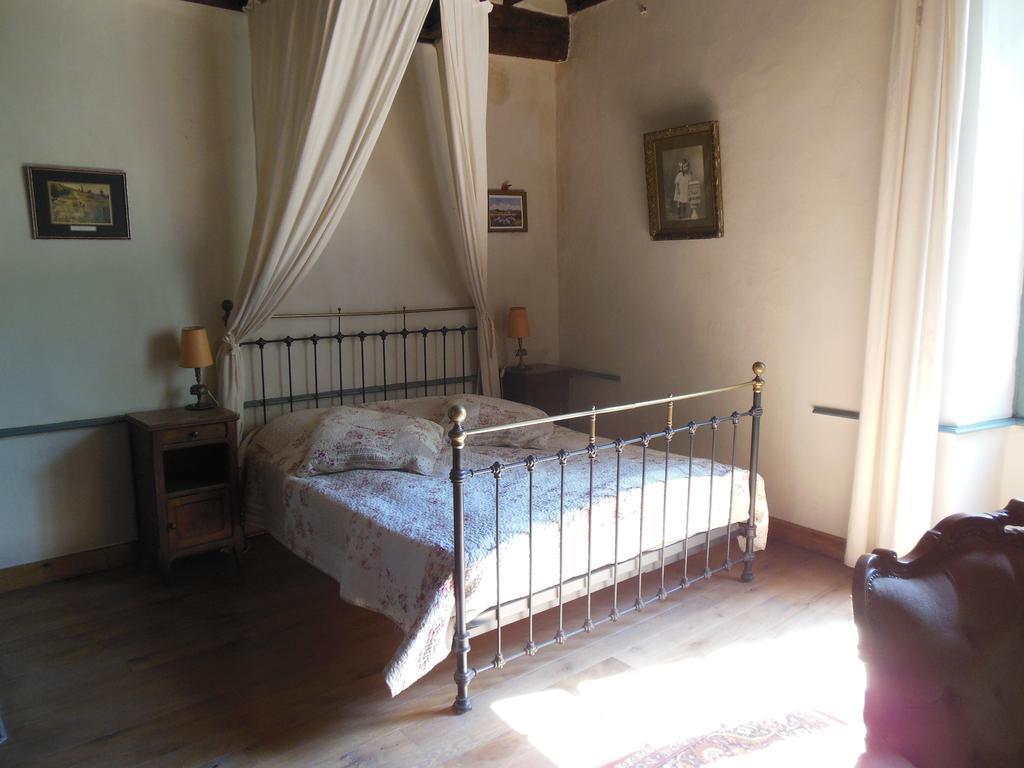 Auberge Lion D'Or Saint-Antonin-Noble-Val Room photo