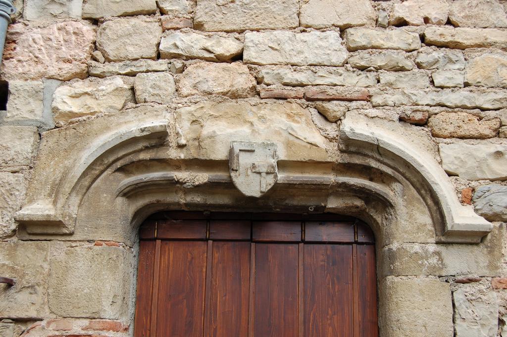 Auberge Lion D'Or Saint-Antonin-Noble-Val Exterior photo