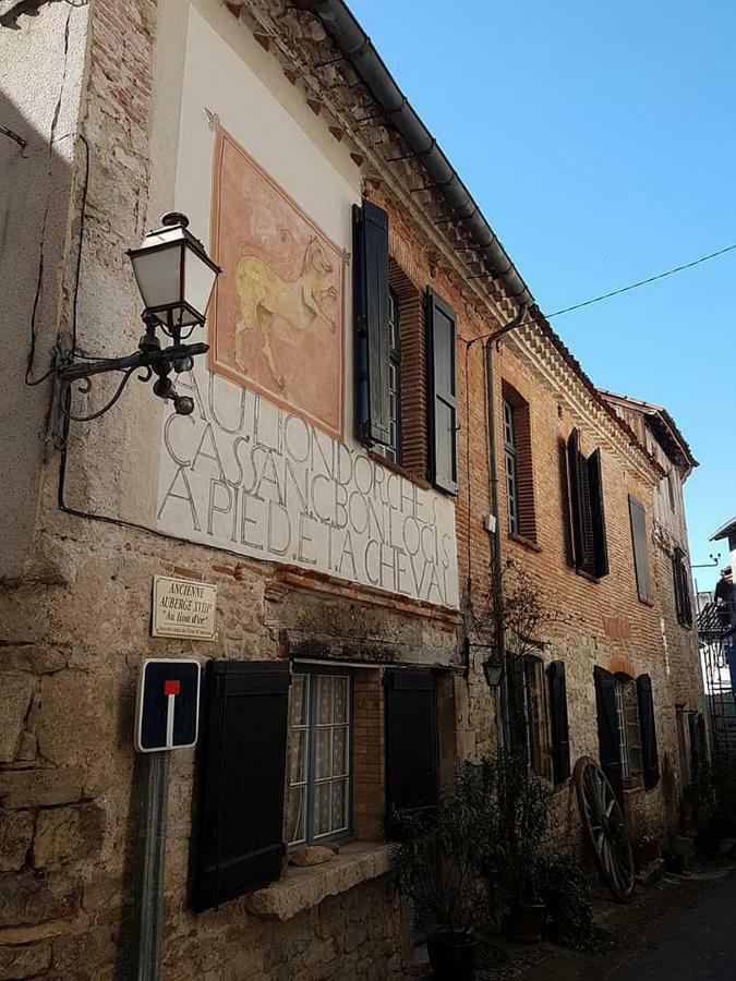 Auberge Lion D'Or Saint-Antonin-Noble-Val Exterior photo