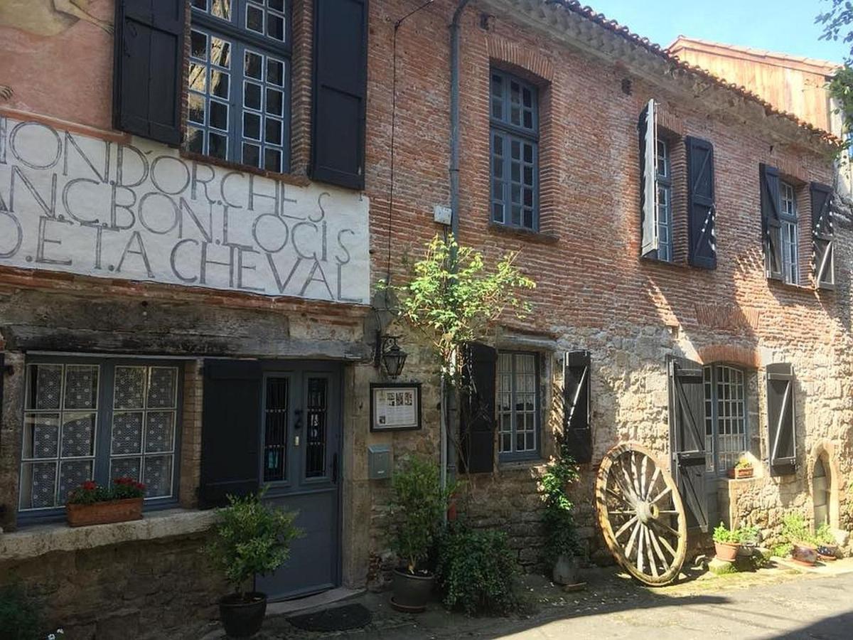 Auberge Lion D'Or Saint-Antonin-Noble-Val Exterior photo